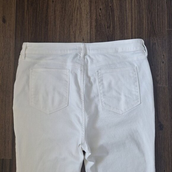 💙 Athleta White Denim Cotton Blend Stretchy - Picture 7 of 8